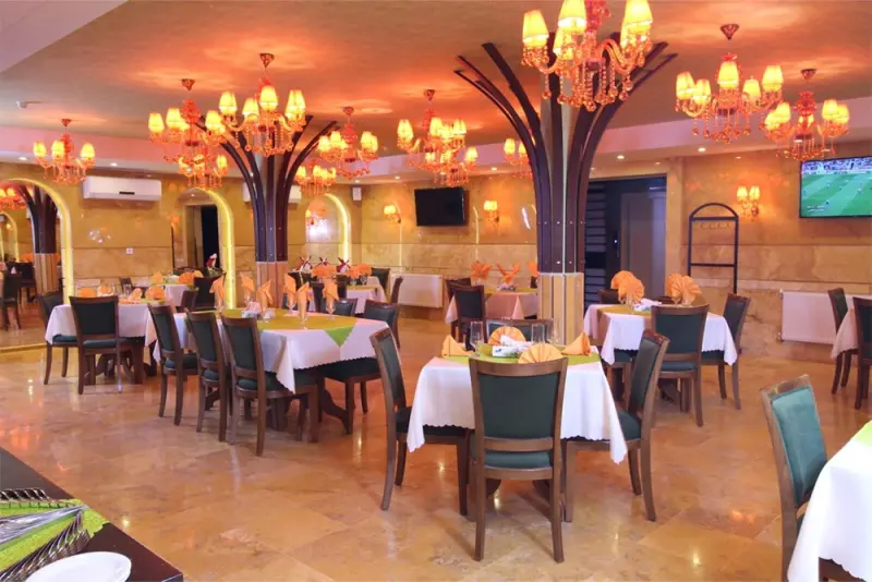 رستوران هتل صدرا مشهد